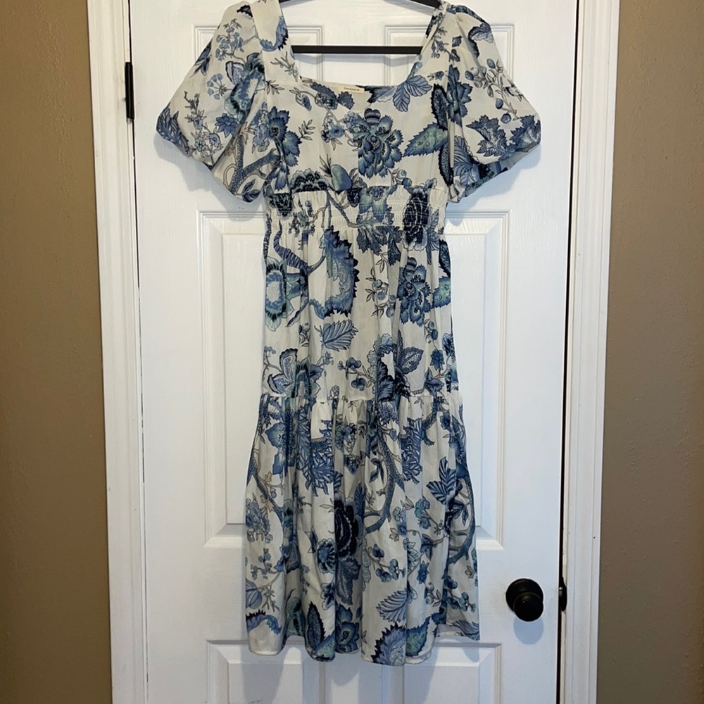 “SundayUp” floral midi